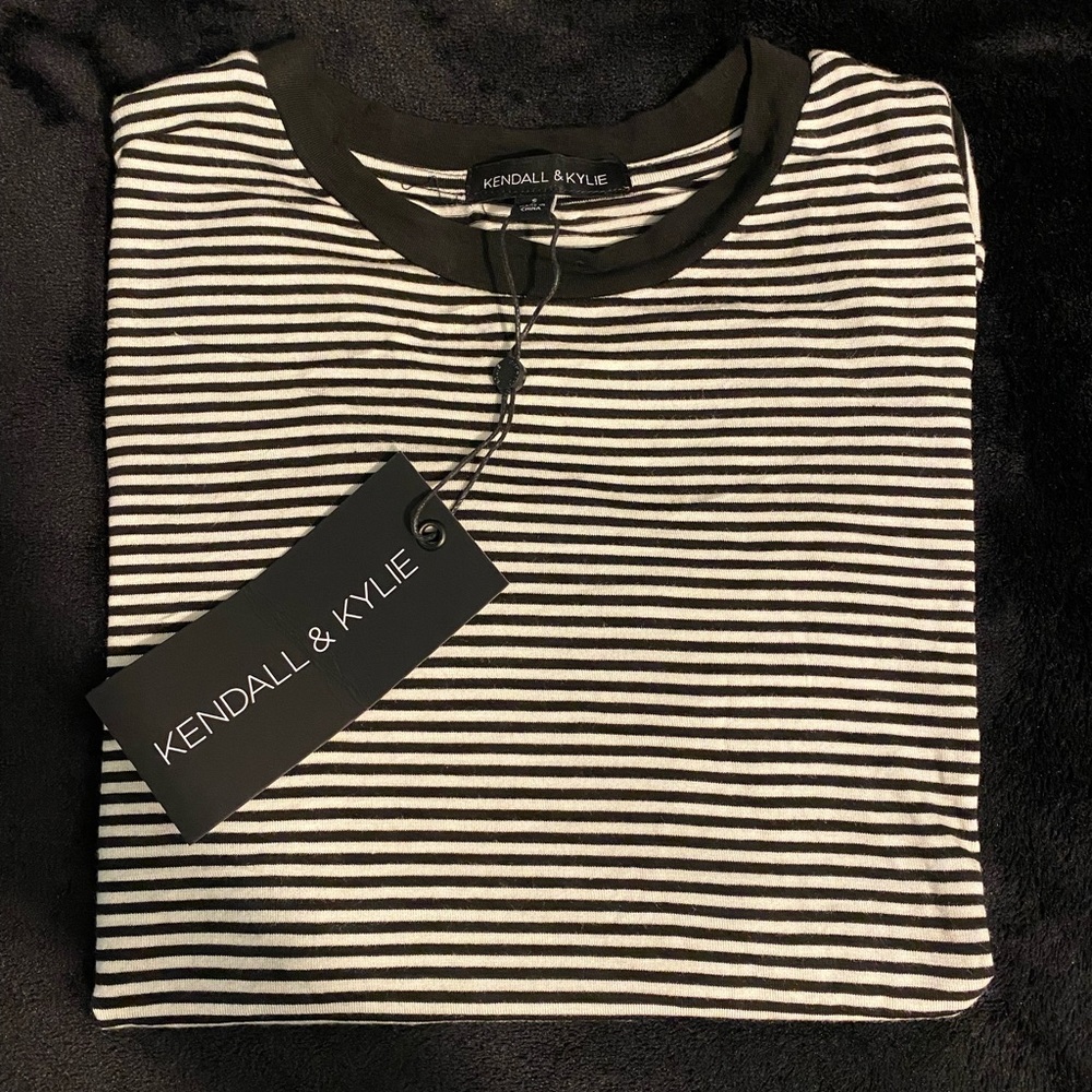Kendall & Kylie t shirt